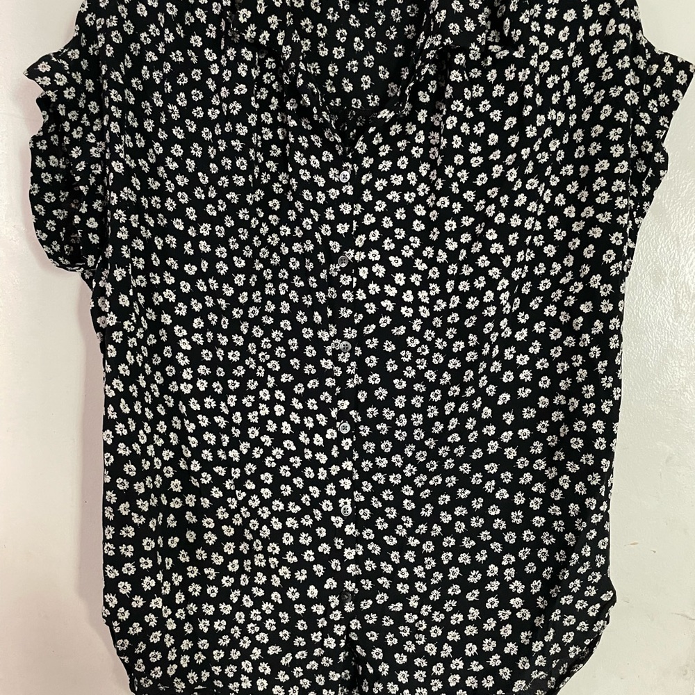 Floral Black and White Women's Top